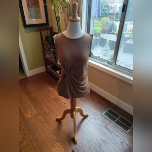 NWOT Zenana Sleeveless Brown/Beige Top